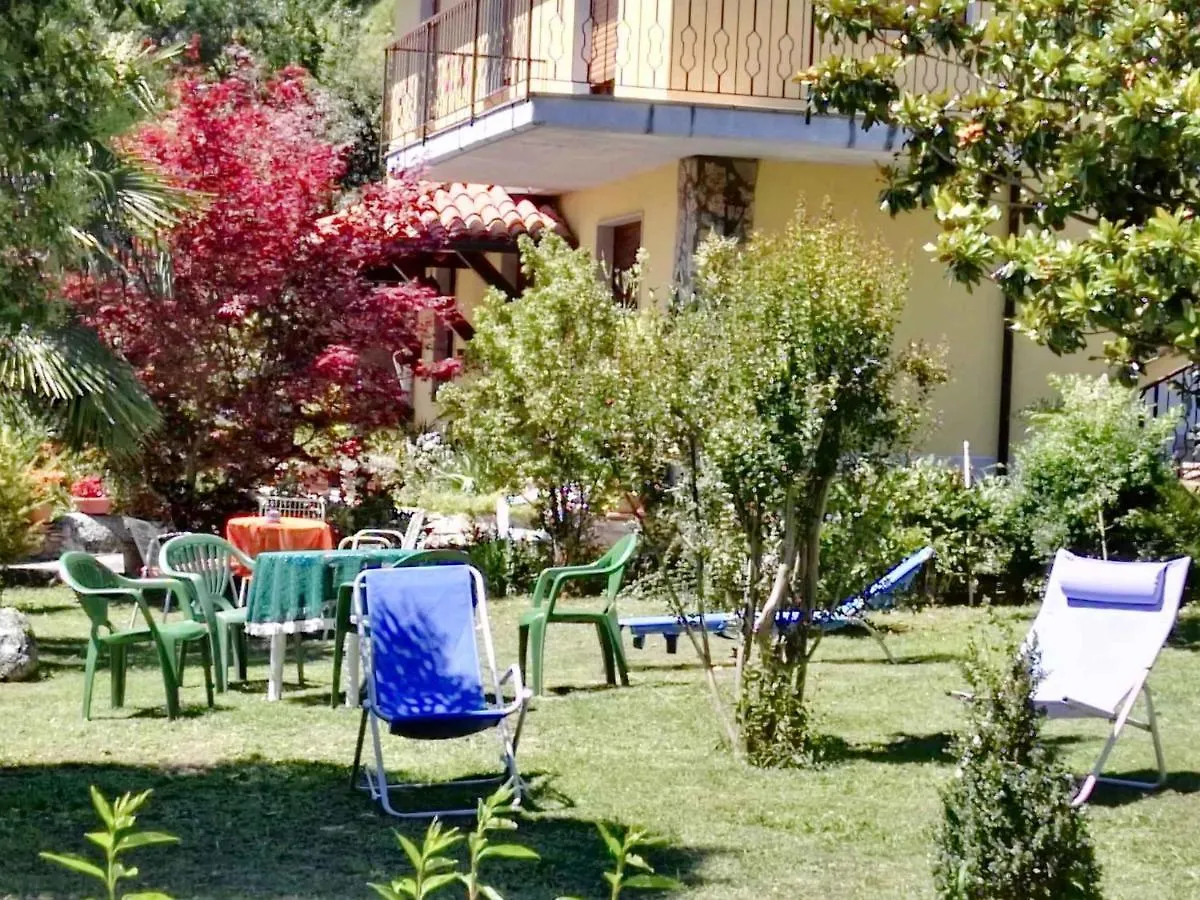 Apartments In Tremosine/Gardasee 33428  Tremosine